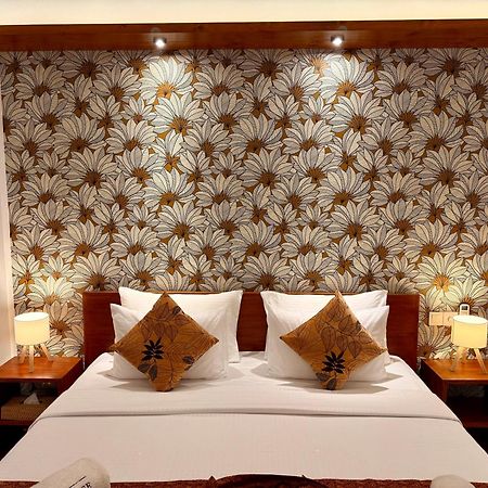 Sayura House Hotel Colombo Ngoại thất bức ảnh