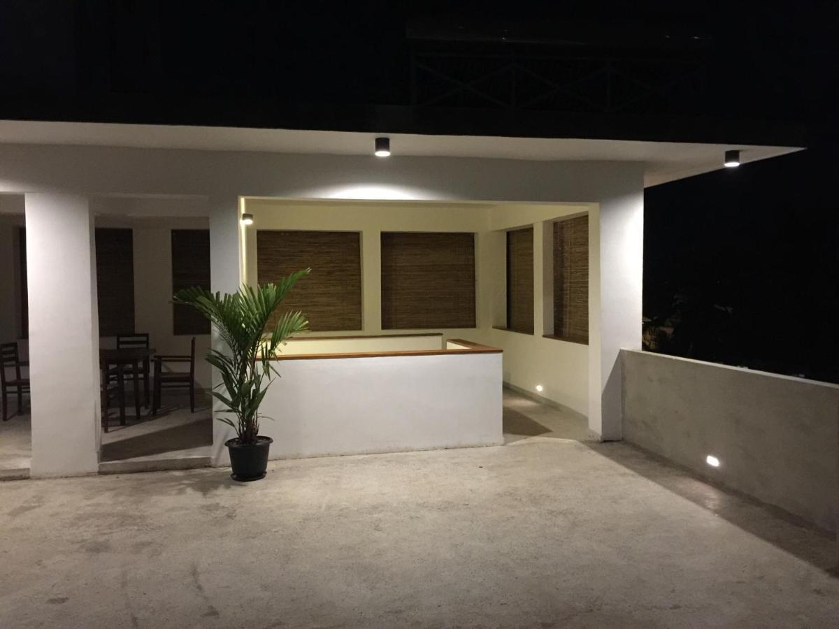 Sayura House Hotel Colombo Ngoại thất bức ảnh