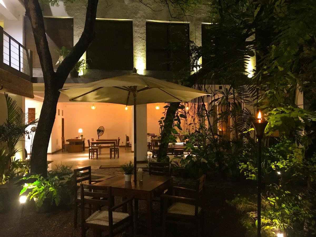 Sayura House Hotel Colombo Ngoại thất bức ảnh