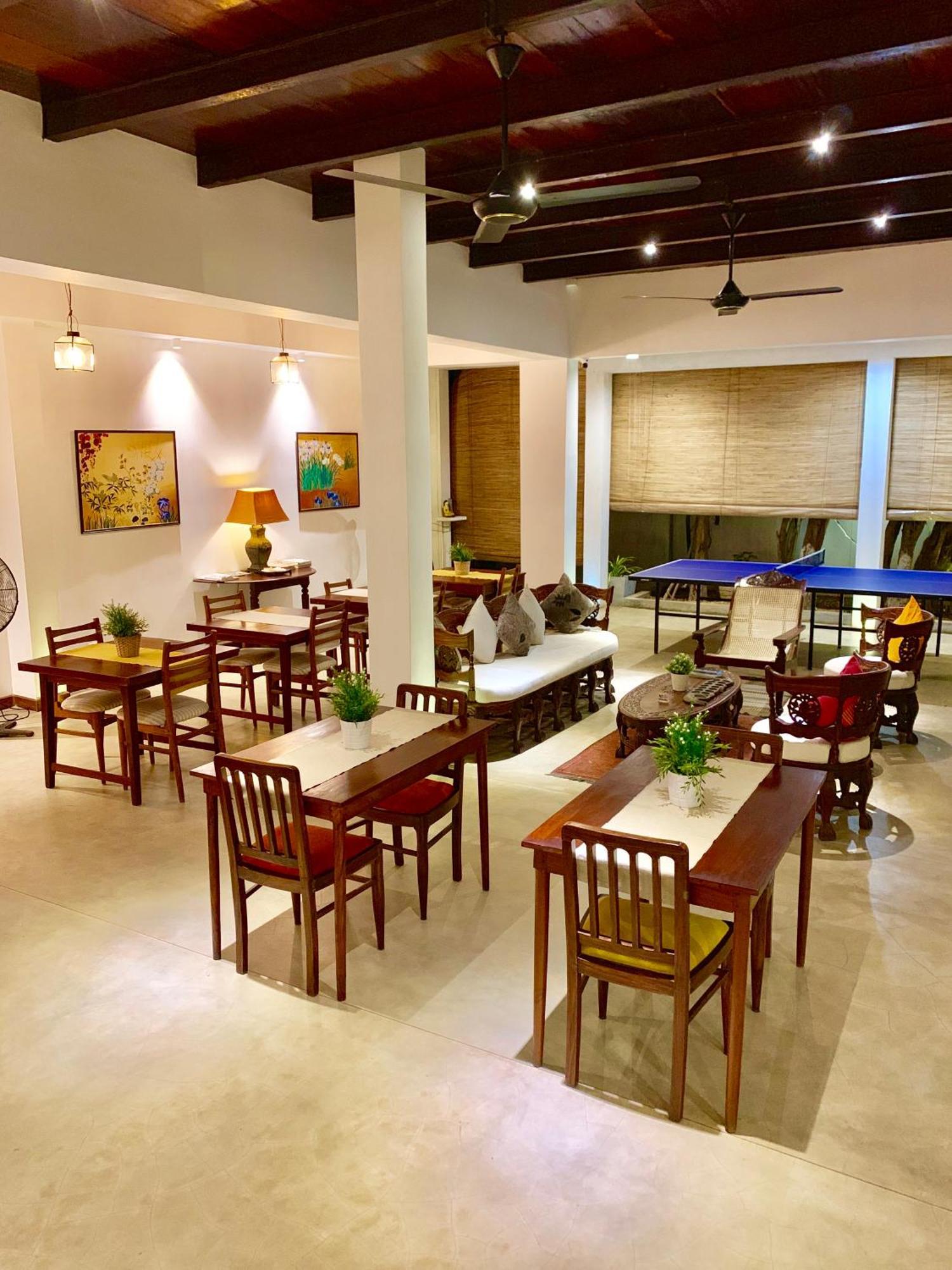 Sayura House Hotel Colombo Ngoại thất bức ảnh